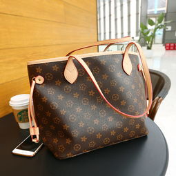 高仿耳環(huán)與箱包 貨源、批發(fā)、價(jià)格及工廠指南